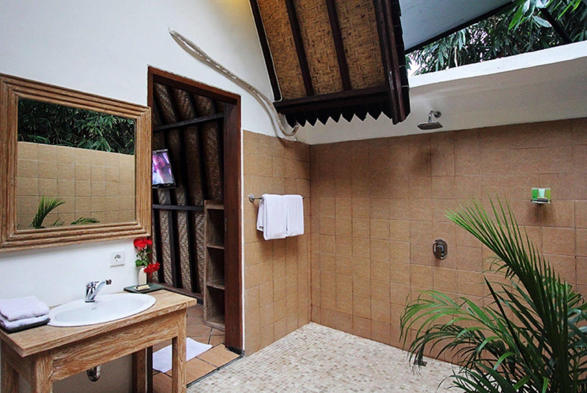 Mojo Resort Canggu Екстериор снимка